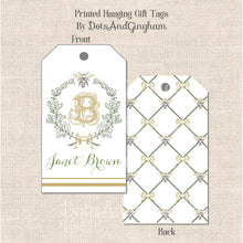 Load image into Gallery viewer, Bee Crest Initial Gift Tag - DotsAndGingham
